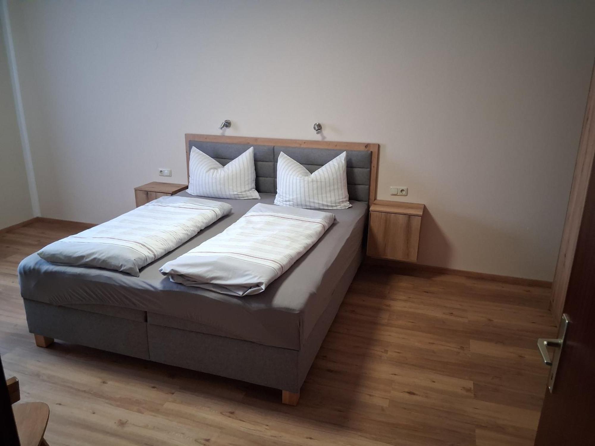 Appartamento con 1 Camera da Letto (2 Adulti)